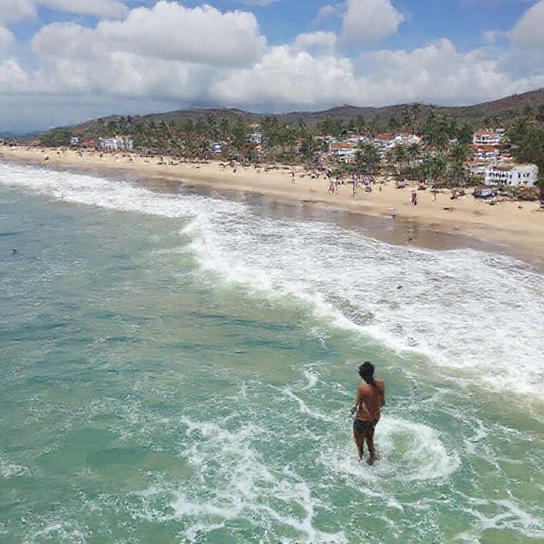 Puerto Escondido: Surga Peselancar dan Suasana Santai yang Memikat Hati